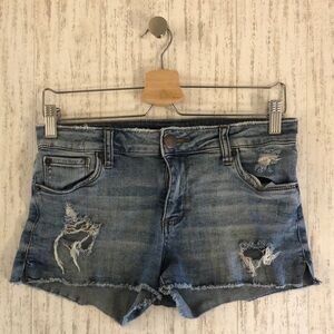 STS Blue l Distressed Shorts l Size 26